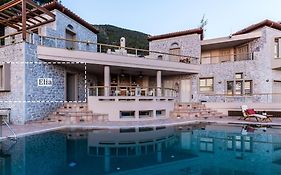 Elia Junior Suite In Epidavros With Shared Pool